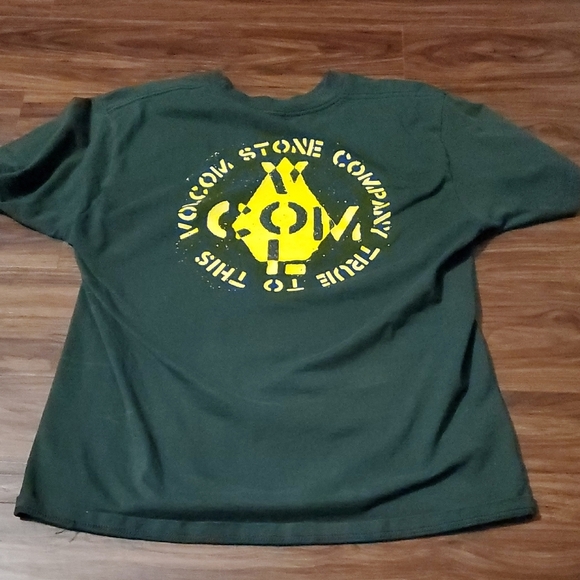 Volcom Dark Green Tee with Yellow Emblem - Picture 4 of 5